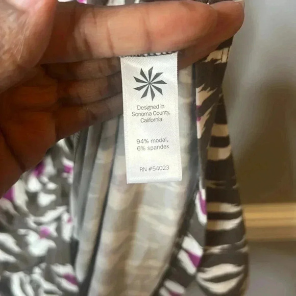 Women’s Athleta Ikat Santorini Dress Size M - Picture 5 of 5